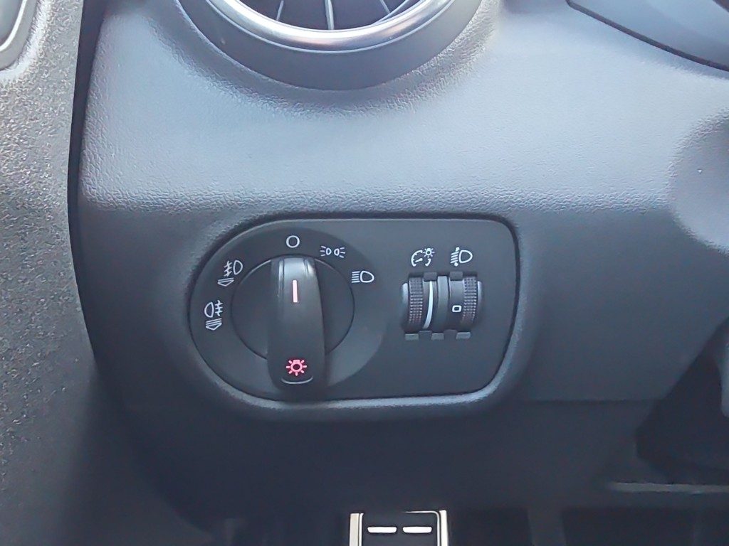 23515678-img15.jpg