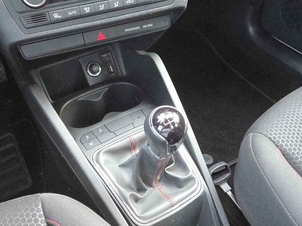 23980094-img16.jpg