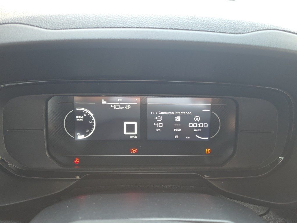 24153525-img12.jpg